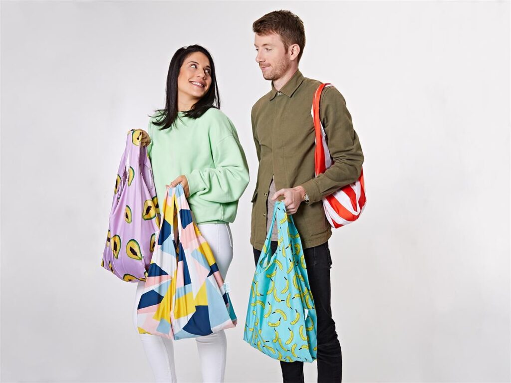 71225646 729095970870729 3734572998443663360 N