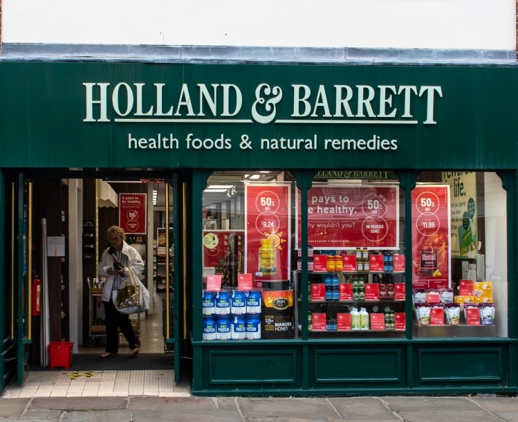 Thousands sign petition demanding Holland Barrett store closures