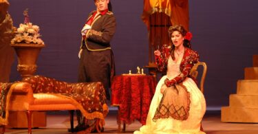 For fans of the wizarding world, Harry Potter and the Cursed Child is more than just a play—it’s an unforgettable experience that brings the magic of J.K. Rowling’s beloved series to life on stage. Set 19 years after the Battle of Hogwarts, the show invites audiences to join Harry, Ron, Hermione, and a new generation of wizards on an extraordinary adventure. Now playing in London’s West End, this multi-award-winning production has captivated audiences worldwide and is considered one of the most defining pop culture events of the decade. In this article, we’ll provide you with a complete guide to purchasing tickets and exploring the exclusive packages available for Harry Potter and the Cursed Child.