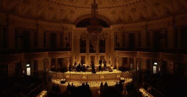 Hero poster desk.513921f5