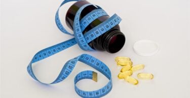 I de senere år er interessen for sundhed, fitness og ernæring vokset markant. Folk er mere opmærksomme på, hvad de spiser, og hvordan deres kost påvirker deres fysiske præstation og generelle velbefindende. Som et resultat er kosttilskud blevet en vigtig del af mange fitnessrutiner. Myprotein Danmark er en af ​​de førende online platforme, der tilbyder en bred vifte af sportsernæringsprodukter, vitaminer og fitnesstøj designet til at understøtte en aktiv og sund livsstil.