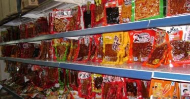 Bennet è uno dei marchi leader nel settore della grande distribuzione in Italia, noto per la sua vasta rete di ipermercati e supermercati. Con decenni di esperienza nella grande distribuzione, l'azienda si è affermata come punto di riferimento affidabile per generi alimentari, articoli per la casa e prodotti di prima necessità. Il suo impegno per la qualità, l'innovazione e la soddisfazione del cliente l'ha resa un attore chiave nel panorama della grande distribuzione italiana.