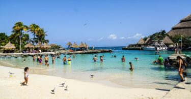 Tucked along the sun-drenched shores of the Riviera Maya, where turquoise waters meet lush tropical forests, lies one of Mexico’s most enchanting destinations: Xcaret. More than just a theme park, Xcaret is a celebration of nature, heritage, and the spirit of adventure—an immersive journey that brings together the best of Mexico’s biodiversity and cultural traditions in a single, unforgettable experience.