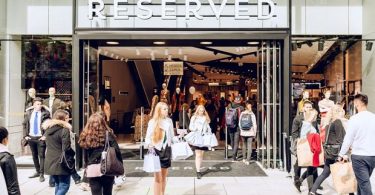 Z24243747Q,Otwarcie sklepu Reserved we Frankfurcie nad Menem